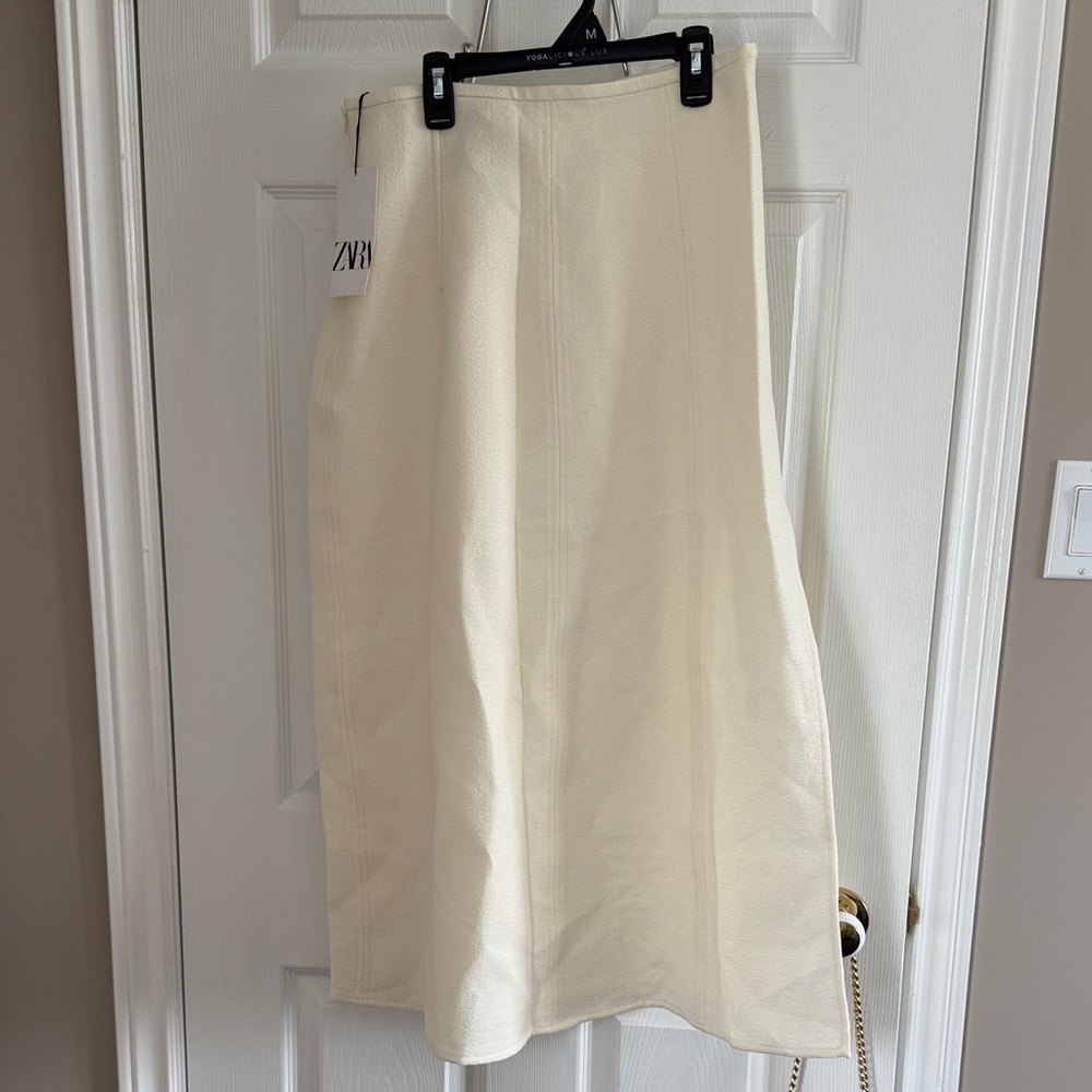 NWT Zara Elegant Cream A-Line Skirt - Picture 2 of 4